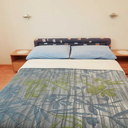 Bright Krk With Balcony And Proximity * Krk Town