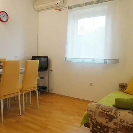 Bright Krk With Balcony And Proximity Apartment